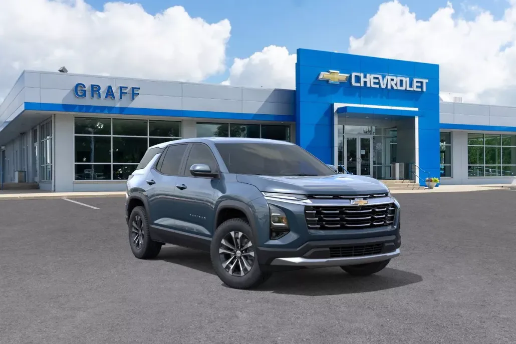 2026 Chevrolet Equinox LT photo 1