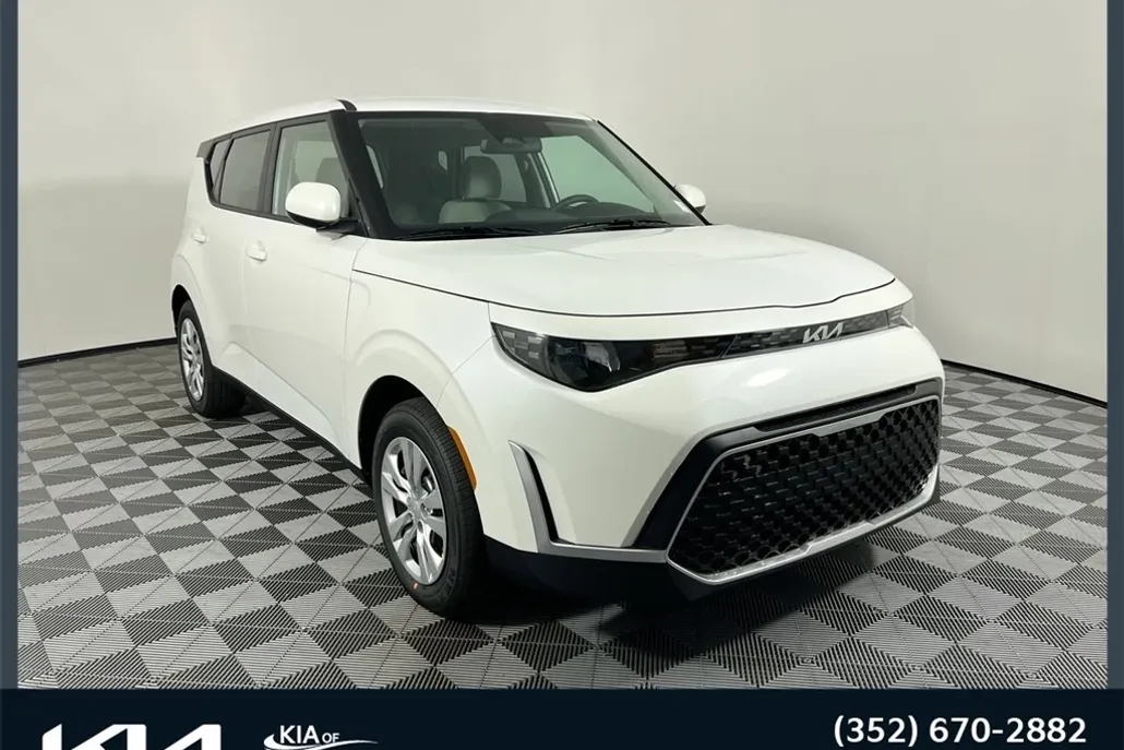 2025 Kia Soul LX S photo 1