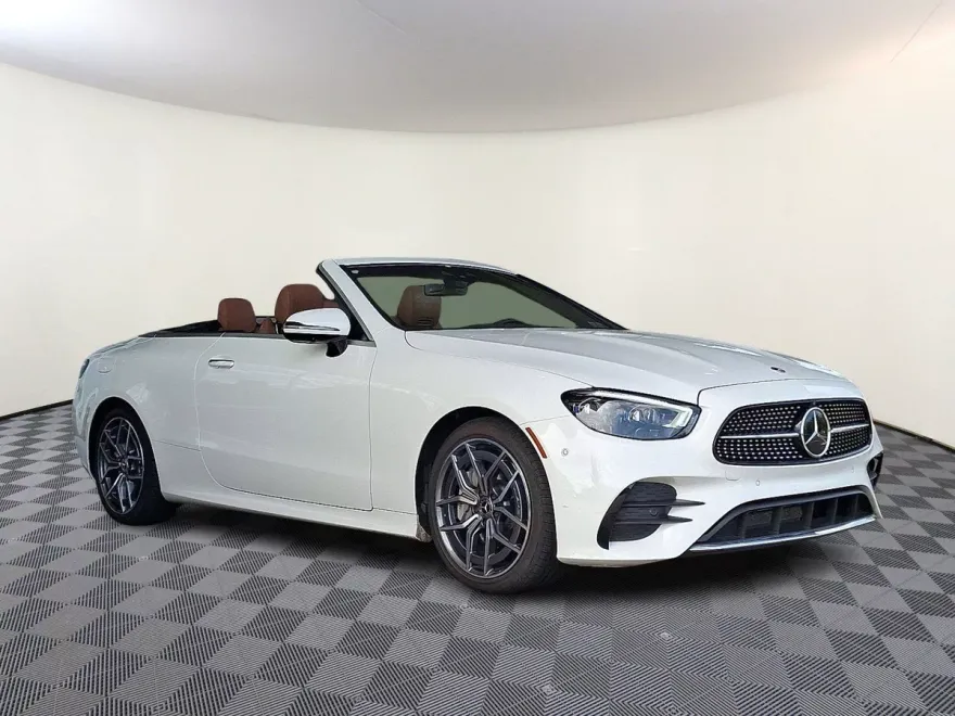 2023 Mercedes Benz E 450 4MATIC photo 1