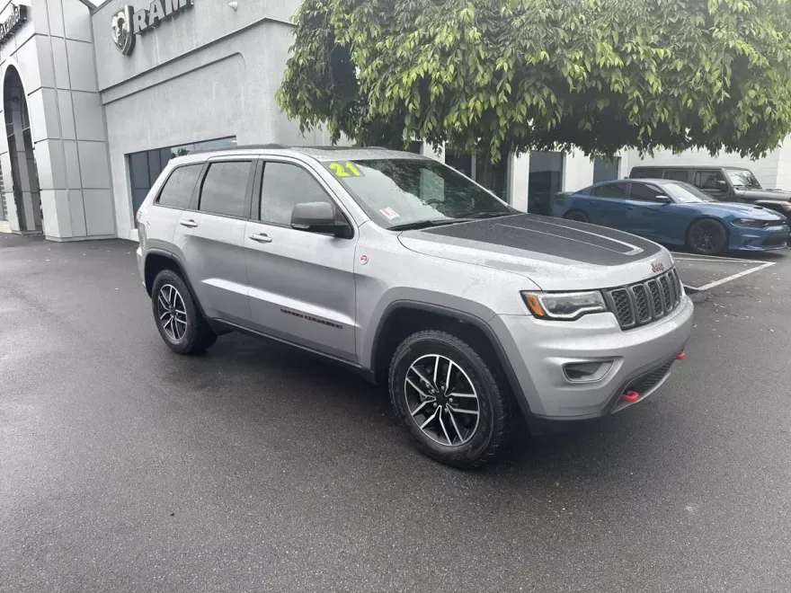2021 Jeep Grand Cherokee Trailhawk photo 1