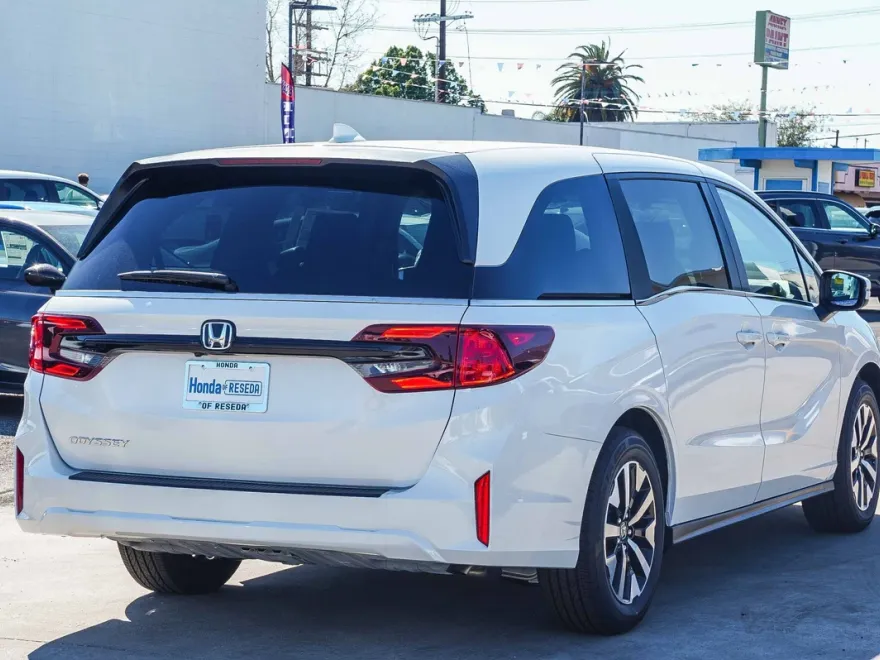 2026 Honda Odyssey EX-L photo 1