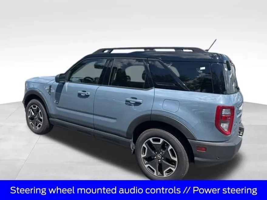 2024 Ford Bronco Sport Outer Banks photo 1