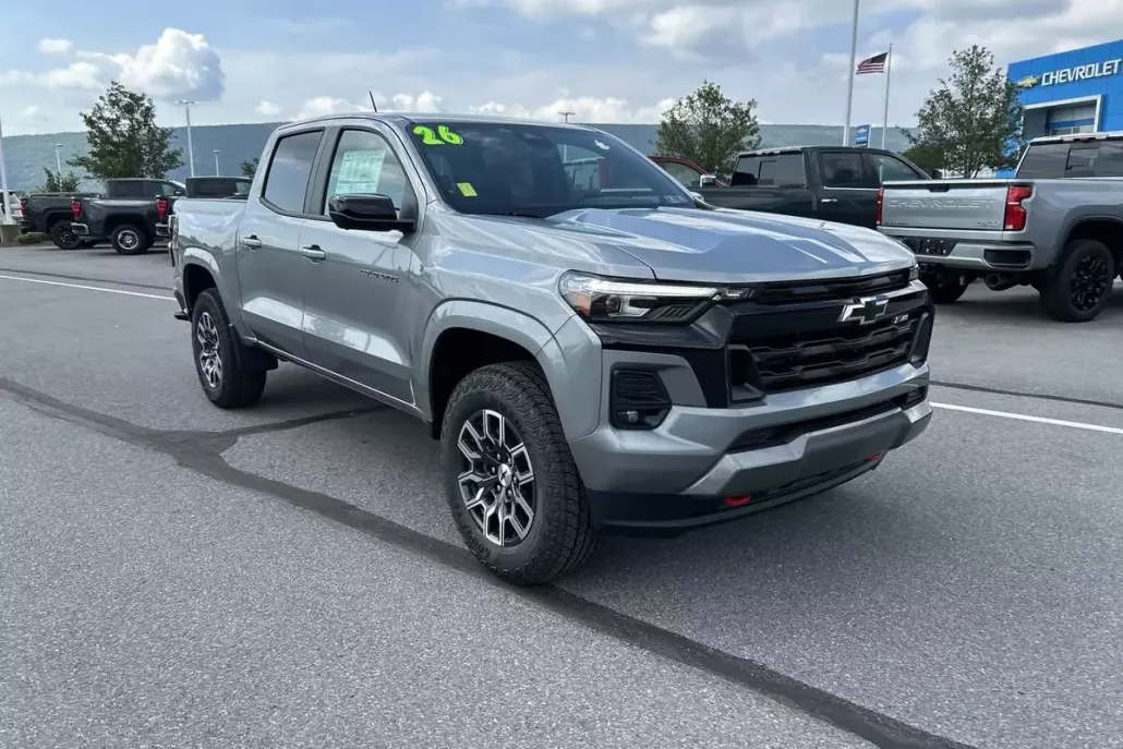 2026 Chevrolet Colorado Z71 photo 1