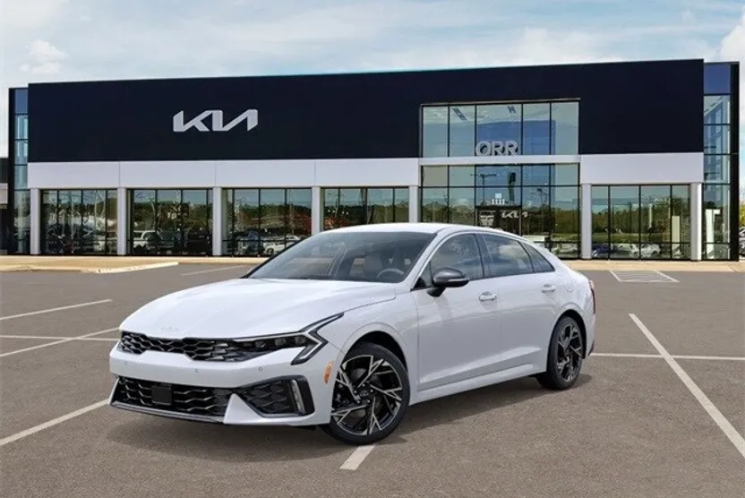 2026 Kia K5 GT-Line photo 1