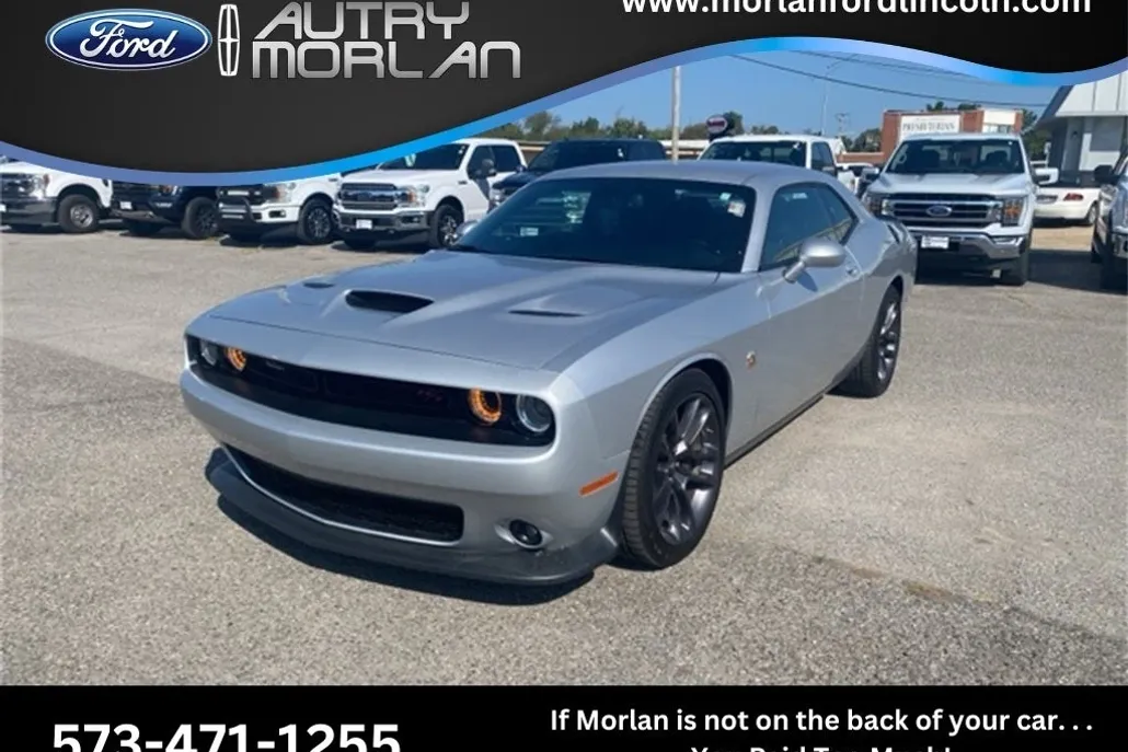2023 Dodge Challenger R/T Scat Pack photo 1