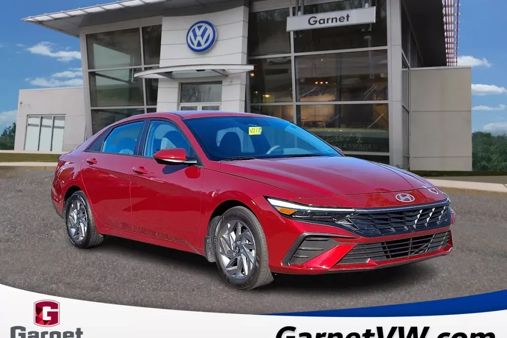2024 Hyundai Elantra Hybrid Blue photo 1