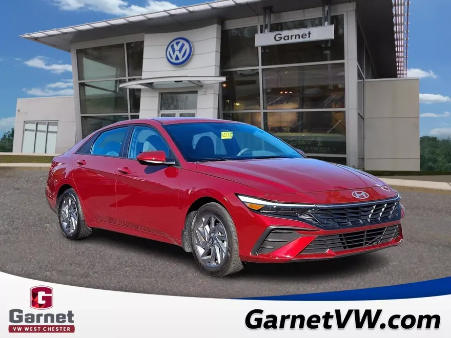 2024 Hyundai Elantra Hybrid Blue photo 1