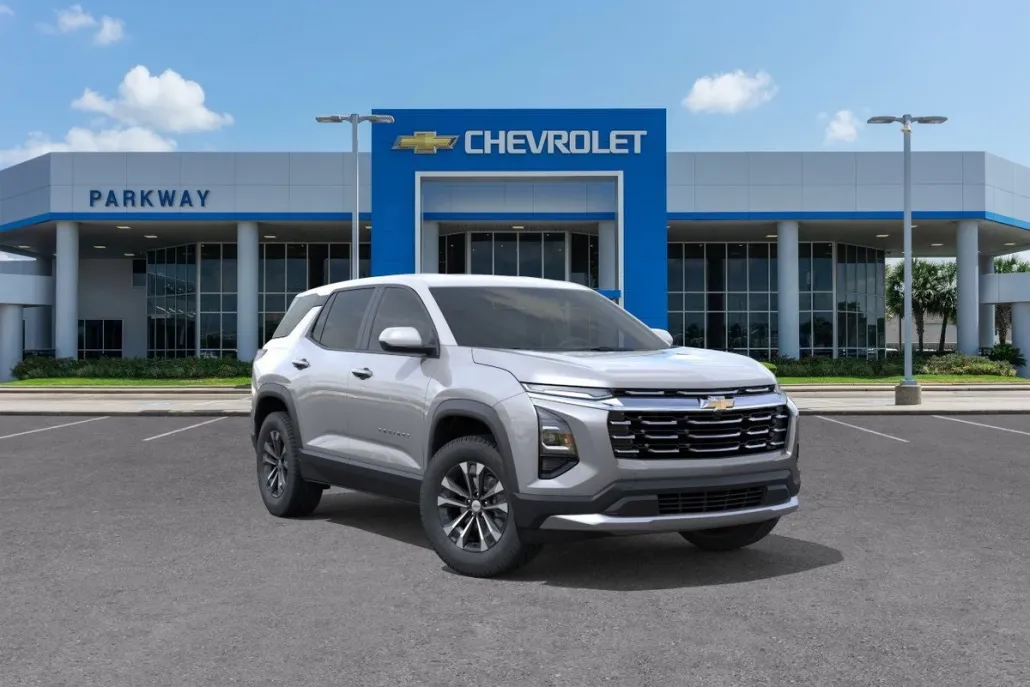 2026 Chevrolet Equinox LT photo 1