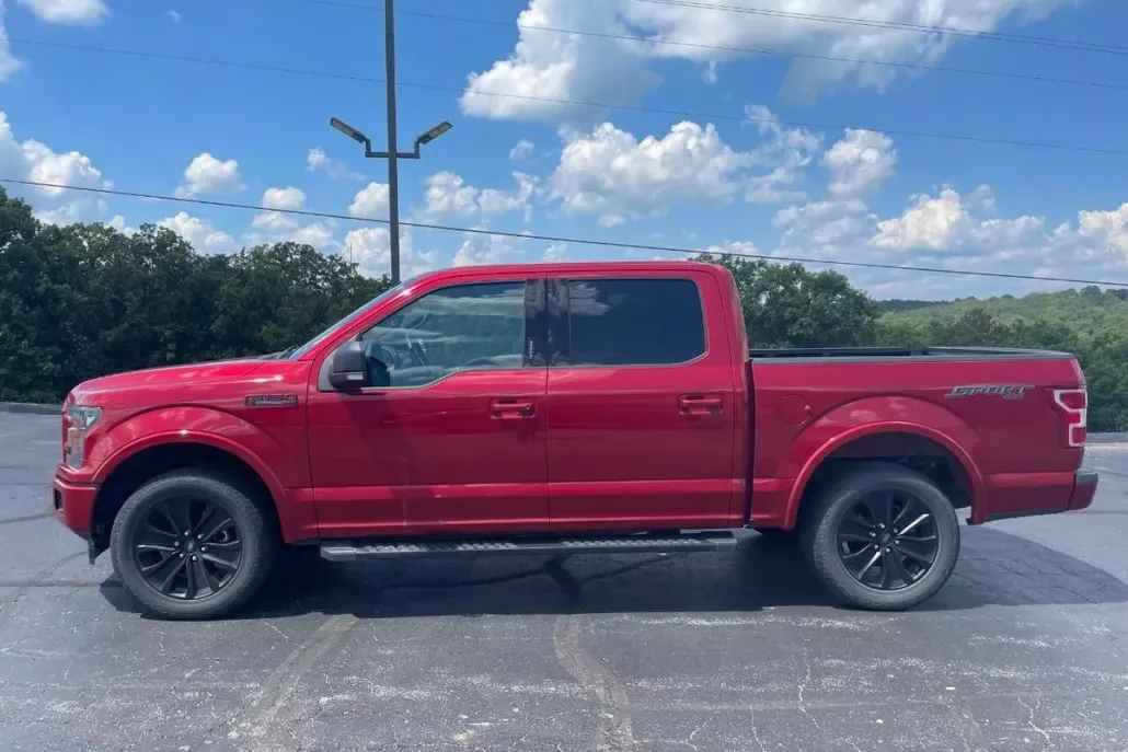 2020 Ford F-150 XLT photo 1