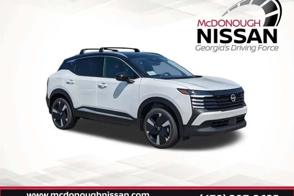 2025 Nissan Kicks SR photo 1