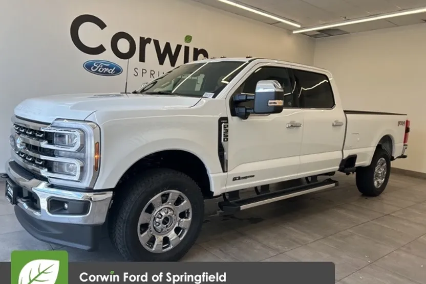 2025 Ford F-350 Lariat photo 1