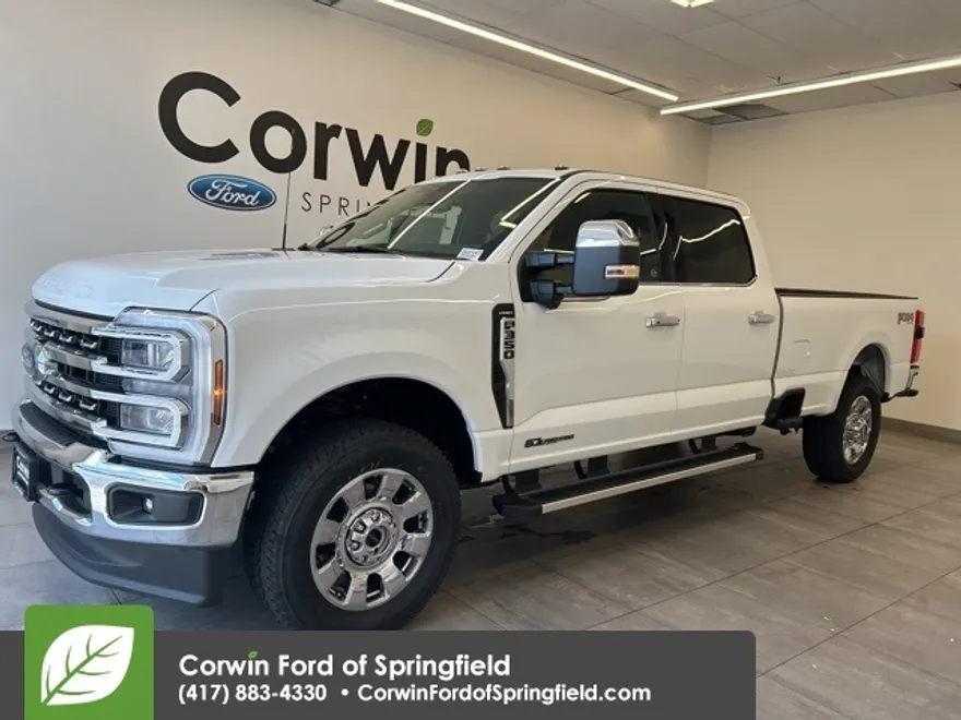 2025 Ford F-350 Lariat photo 1
