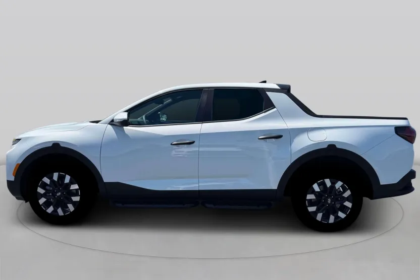2026 Hyundai Santa Cruz SE photo 1