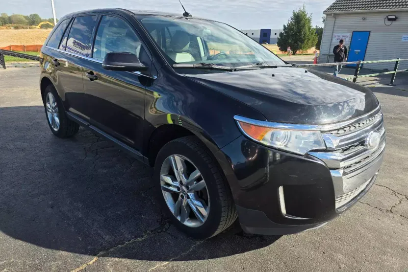 2014 Ford Edge Limited photo 1