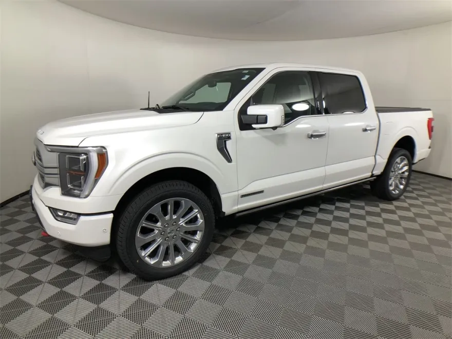 2023 Ford F-150 Limited photo 1