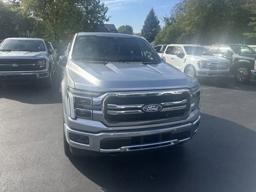 2025 Ford F-150 Lariat photo 1