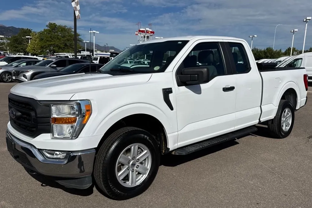 2021 Ford F-150 XL photo 1