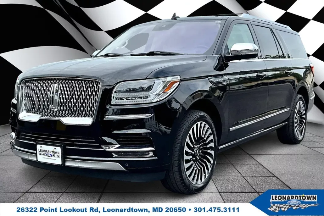 2020 Lincoln Navigator Black Label photo 1