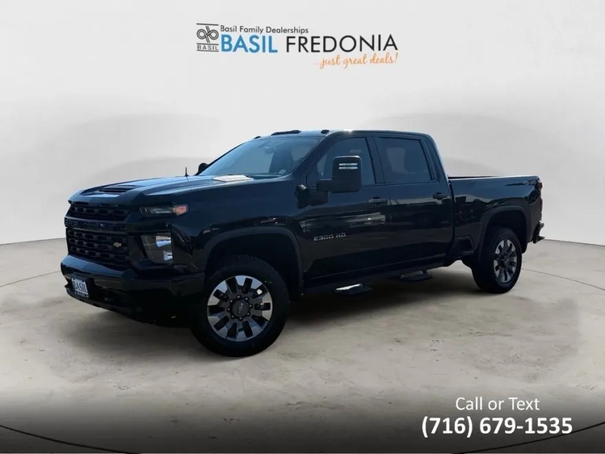 2022 Chevrolet Silverado 2500HD Custom photo 1