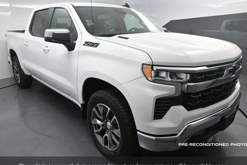 2025 Chevrolet Silverado 1500 photo 1