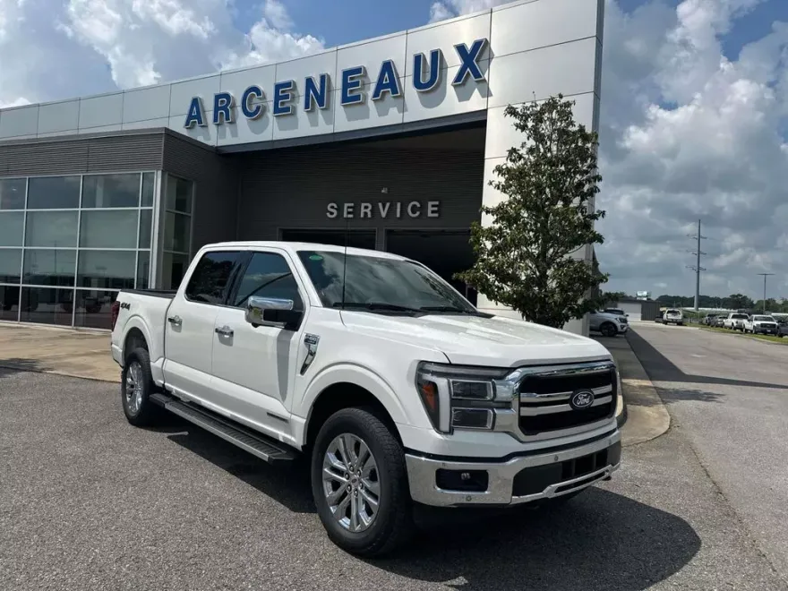 2025 Ford F-150 Lariat photo 1