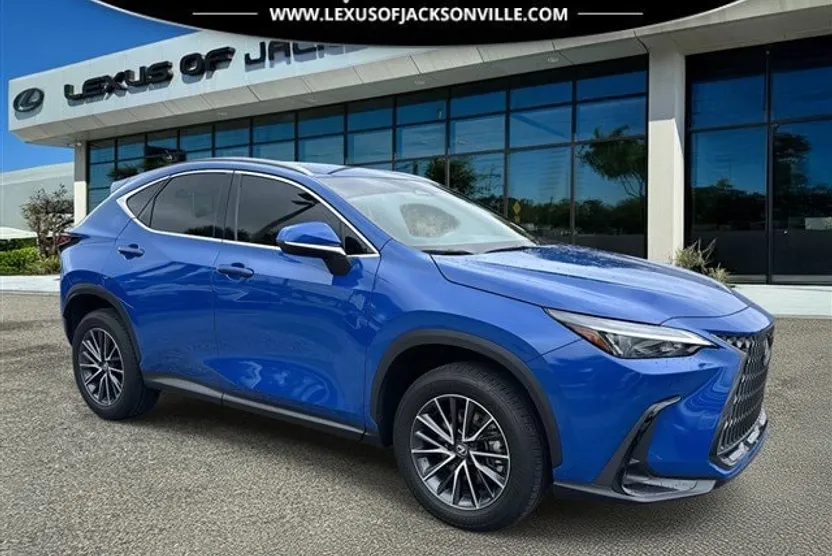 2025 Lexus NX 250 photo 1