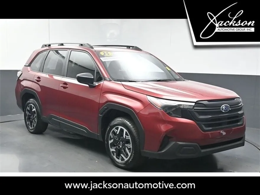 2025 Subaru Forester Base photo 1