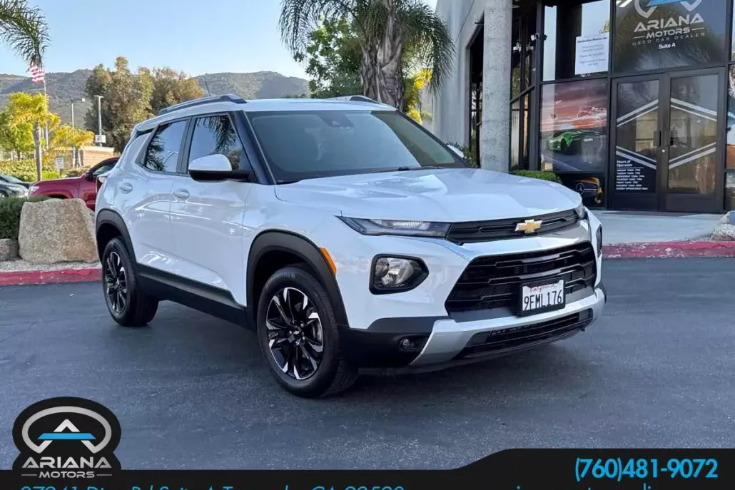 2023 Chevrolet Trailblazer LT photo 1