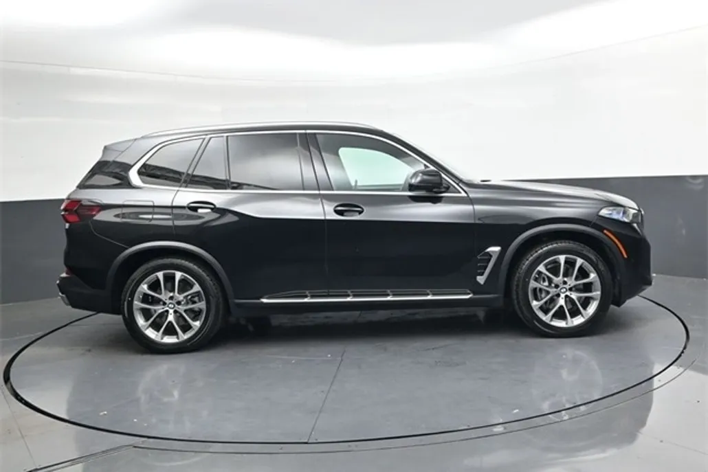 2025 Bmw X5 sDrive40i photo 1