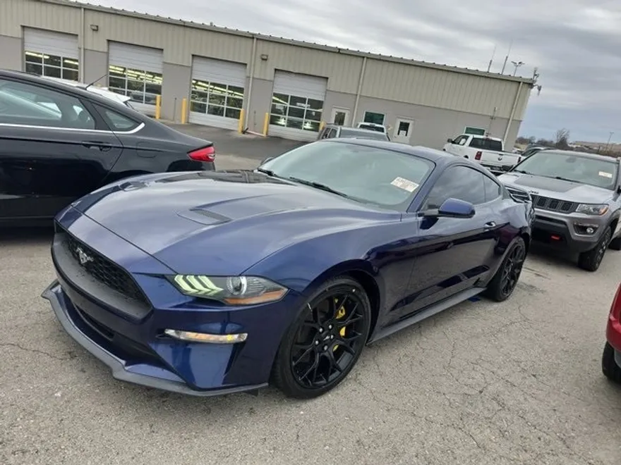 2019 Ford Mustang EcoBoost Premium photo 1