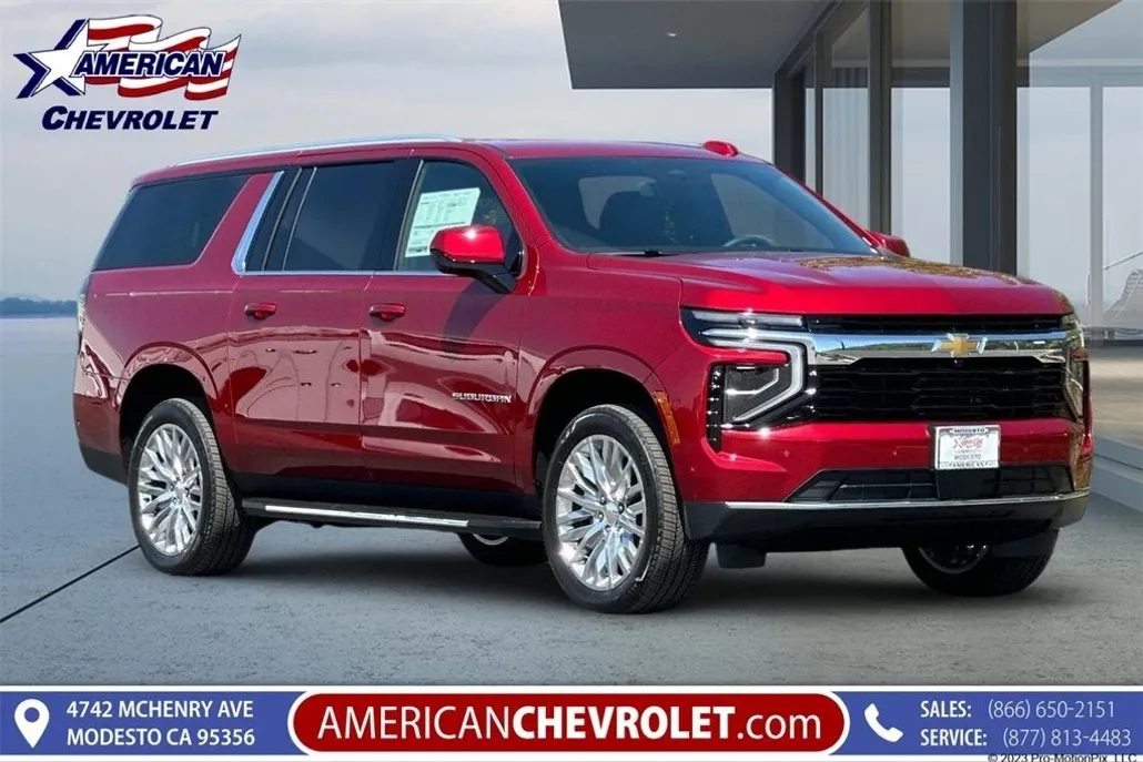 2025 Chevrolet Suburban LS photo 1