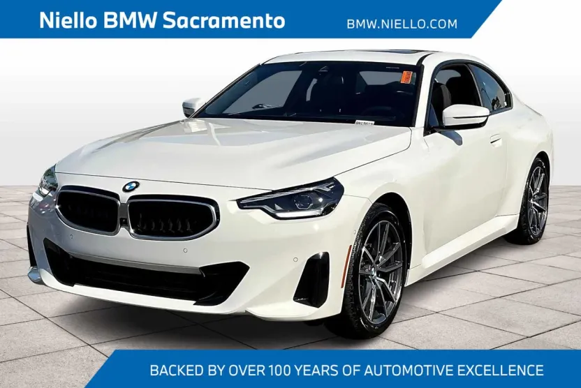 2025 Bmw 230i Coupe photo 1
