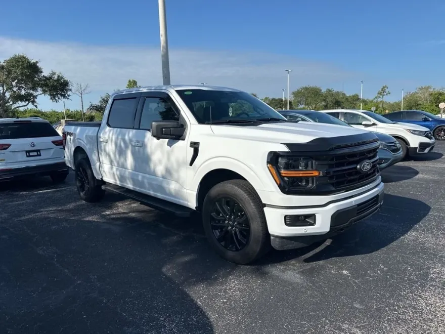 2024 Ford F-150 XLT photo 1
