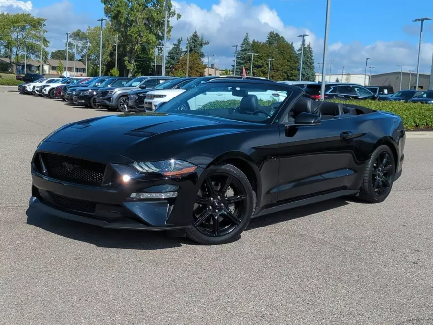 2018 Ford Mustang GT Premium Convertible photo 1