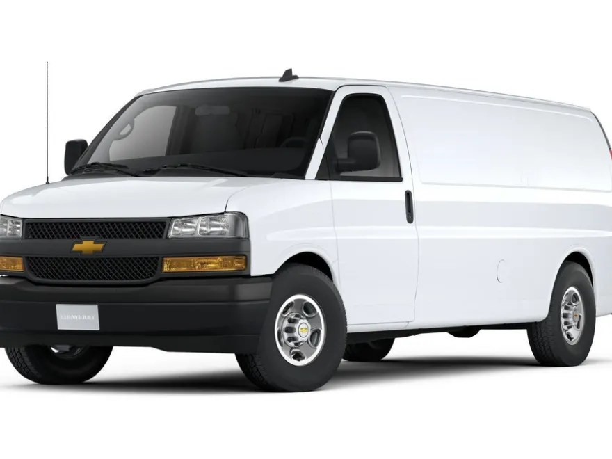 2025 Chevrolet Express Cargo 3500 photo 1