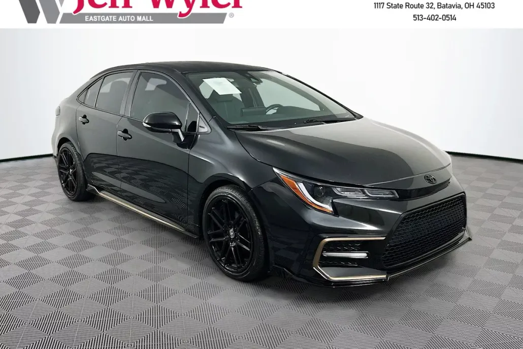 2022 Toyota Corolla SE photo 1