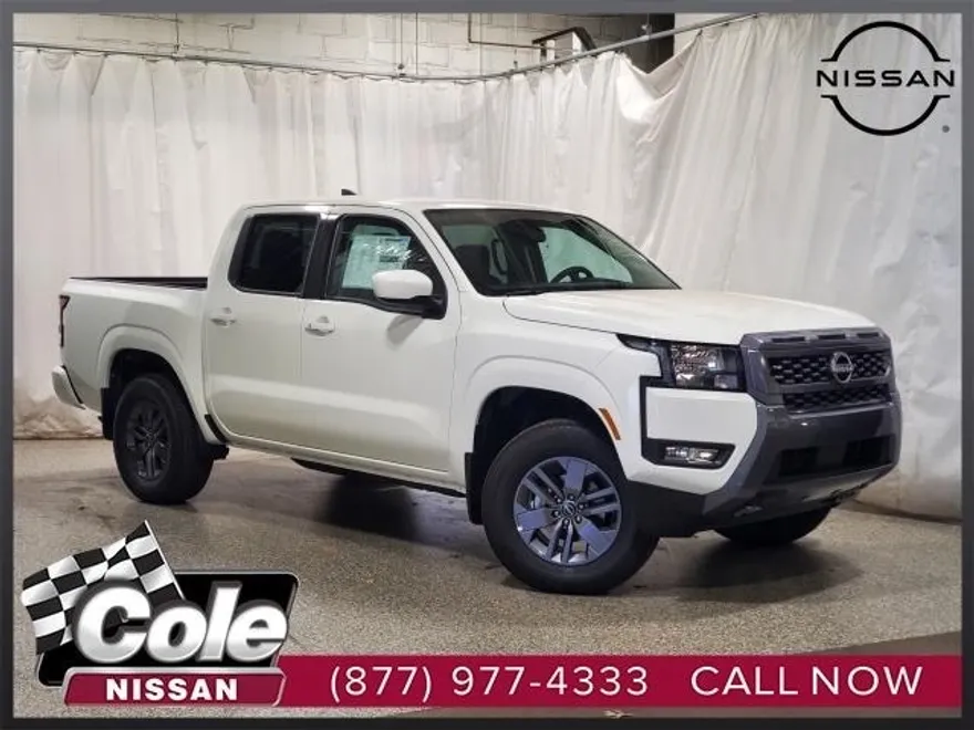 2025 Nissan Frontier SV photo 1