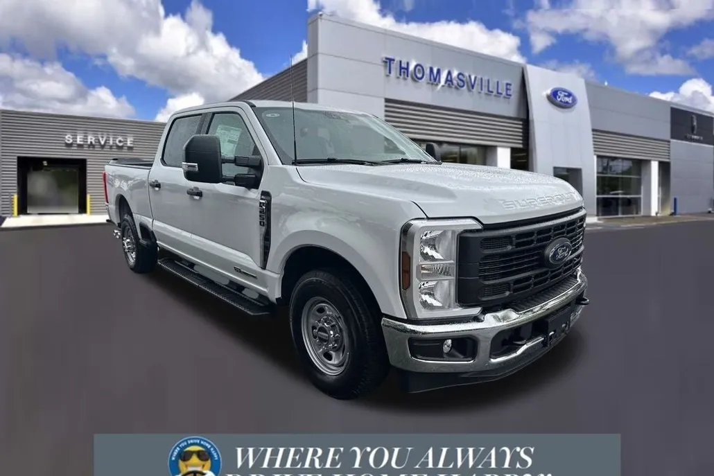 2025 Ford F-250 photo 1