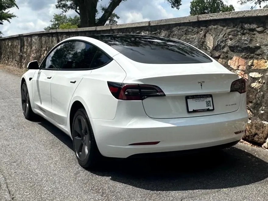 2023 Tesla Model 3 Long Range photo 7