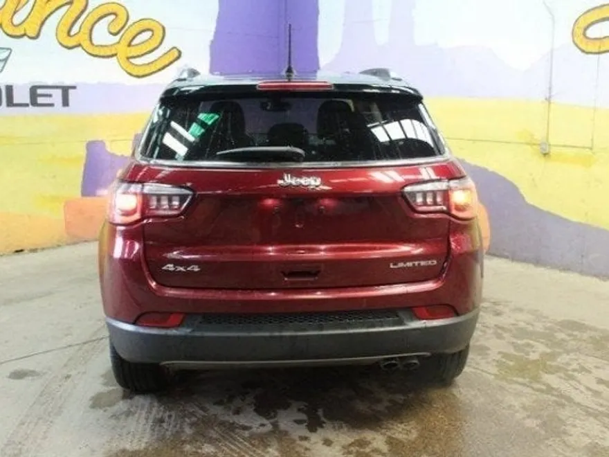 2021 Jeep Compass Limited photo 3