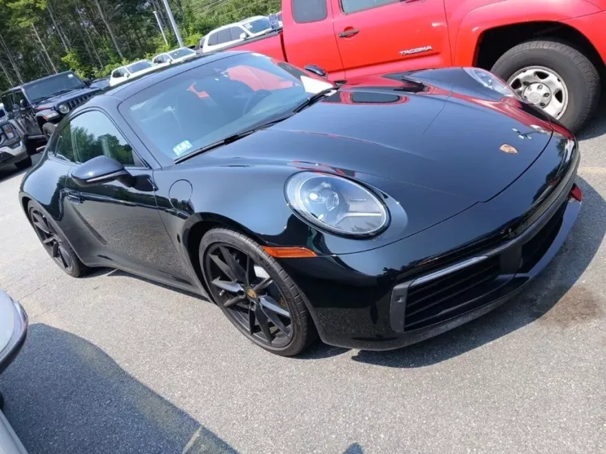 2020 Porsche 911 4 photo 1