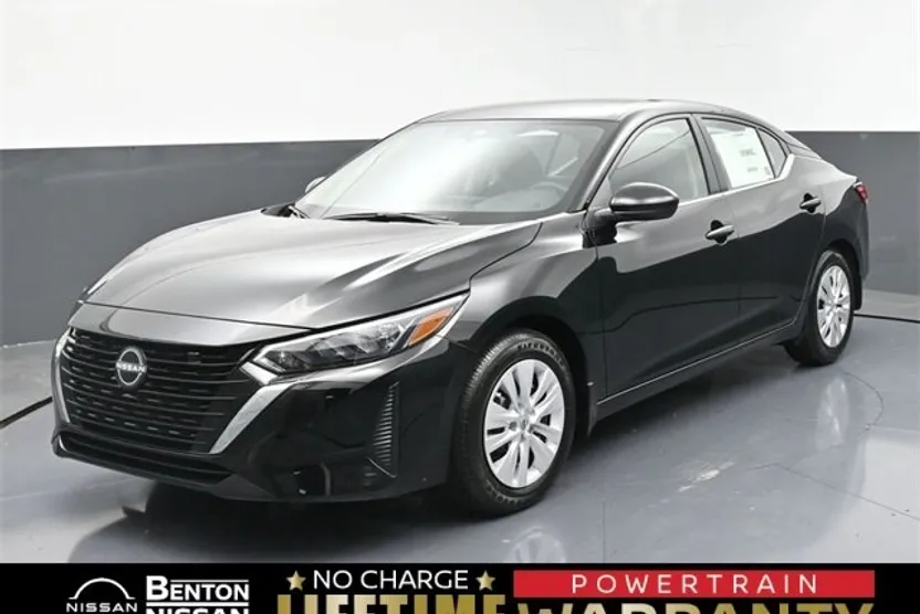 2025 Nissan Sentra S photo 1