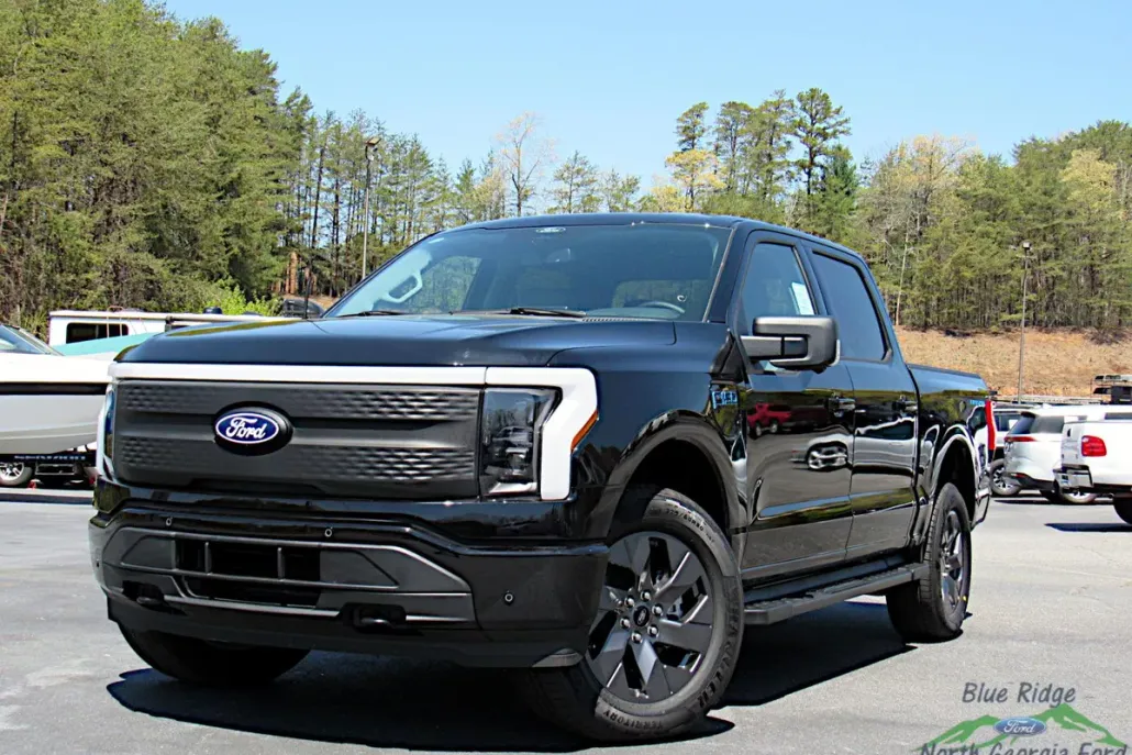 2025 Ford F-150 Lightning photo 1