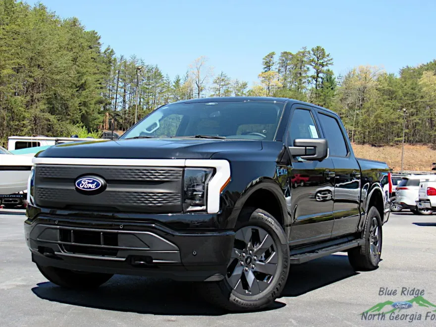 2025 Ford F-150 Lightning photo 1
