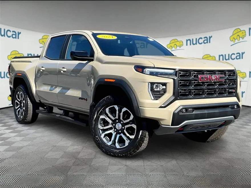 2024 Gmc Canyon AT4 photo 1