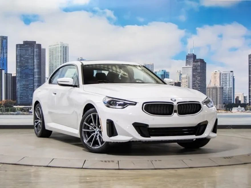 2025 Bmw 230i photo 1