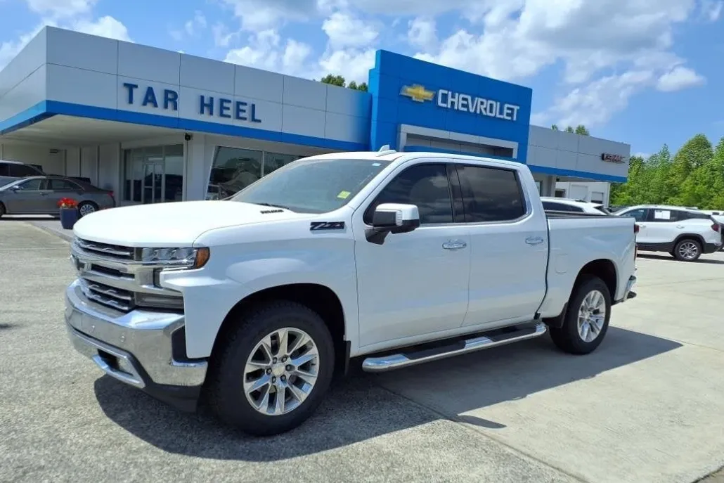2021 Chevrolet Silverado 1500 LTZ photo 1