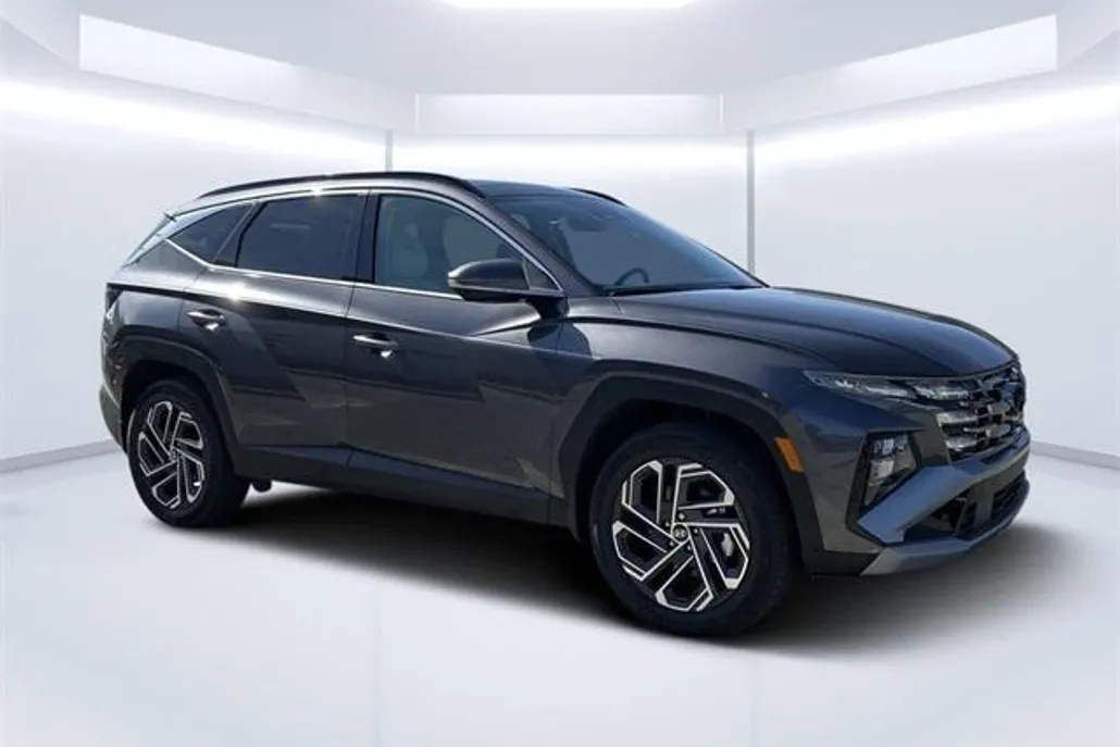 2025 Hyundai Tucson Hybrid Limited photo 1