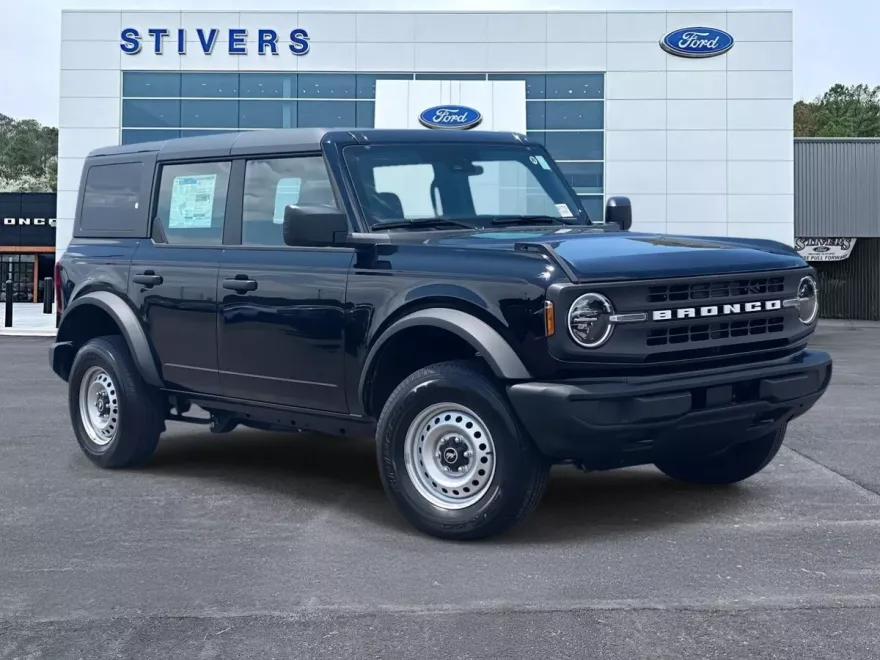 2025 Ford Bronco Base photo 1