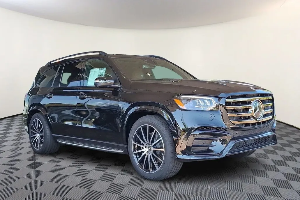 2026 Mercedes Benz GLS 580 4MATIC photo 1